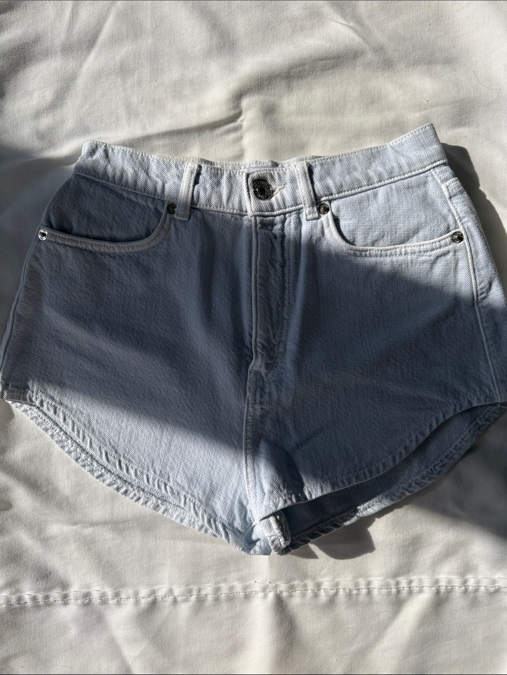 Dolphin shorts Zara. Light blue.